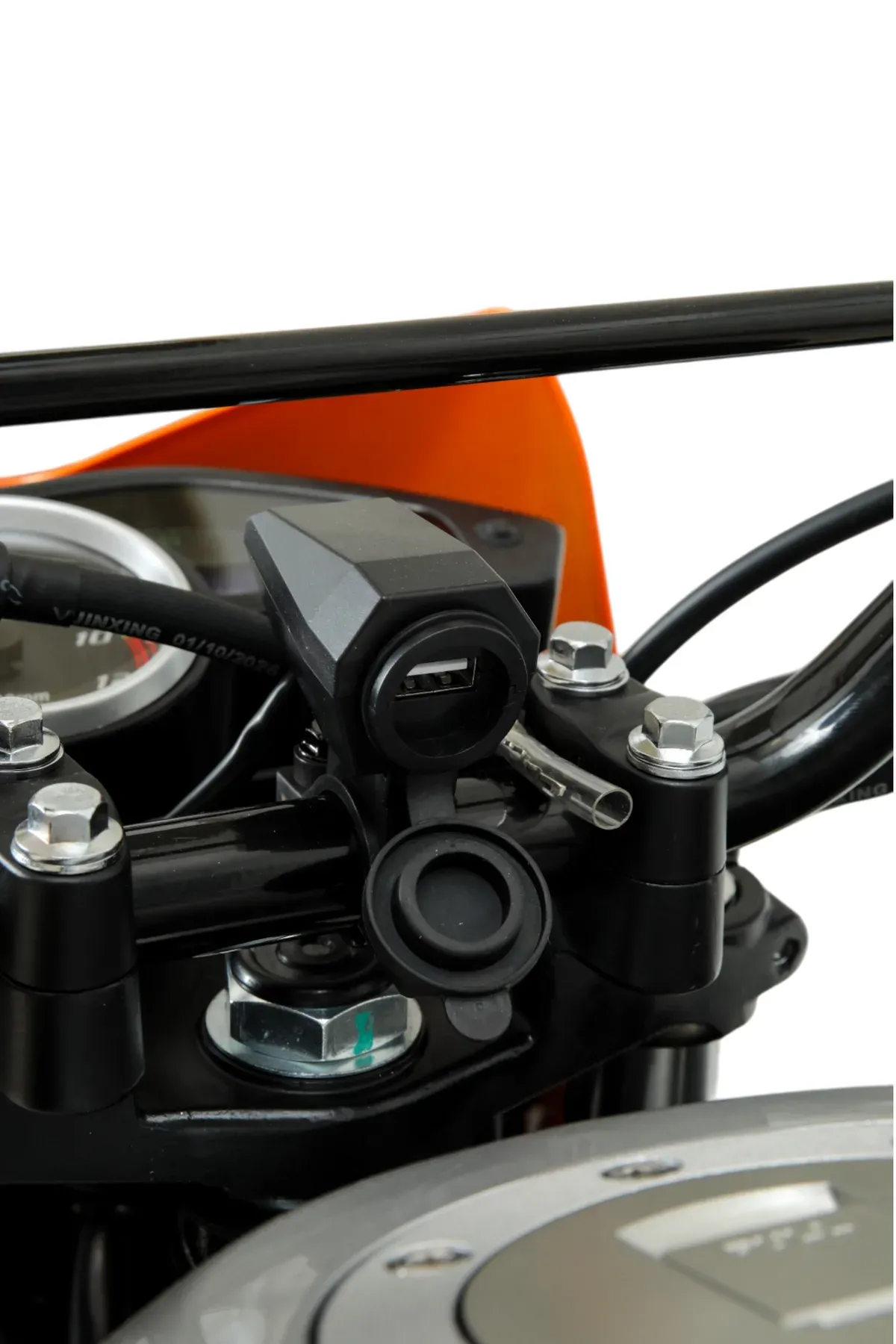 Cargador USB de fácil acceso, protegido de la lluvia